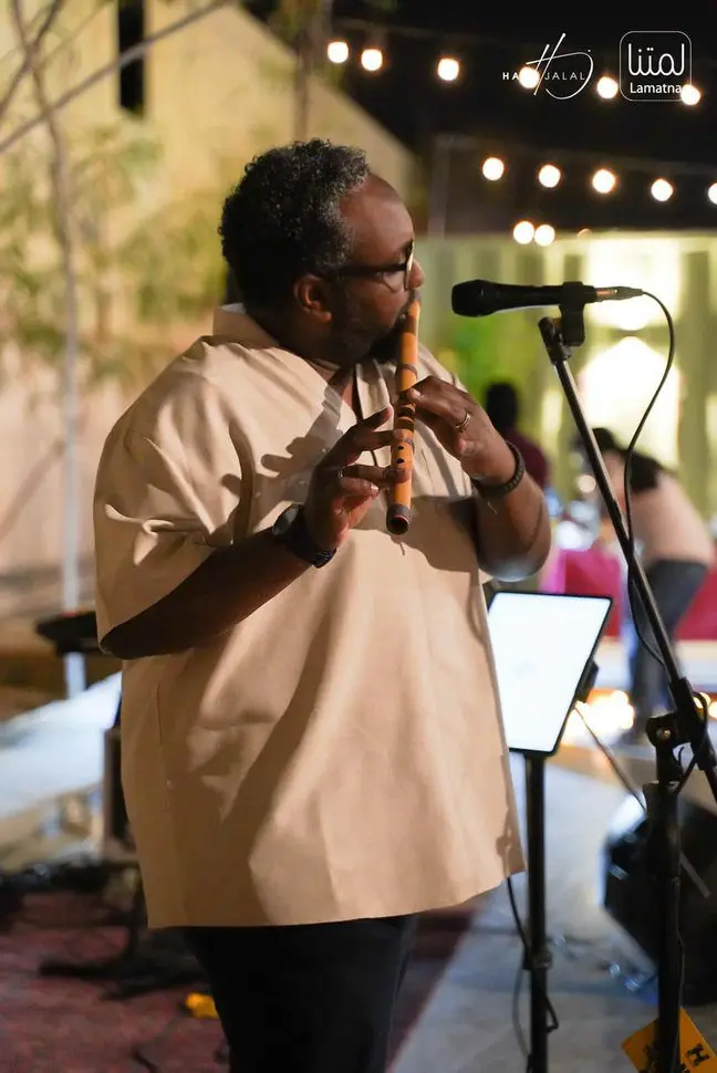 Shaf Ahmed performing flute at The Alley